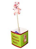 Box type centerpiece with balloons