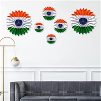 Tricolored Paper fans